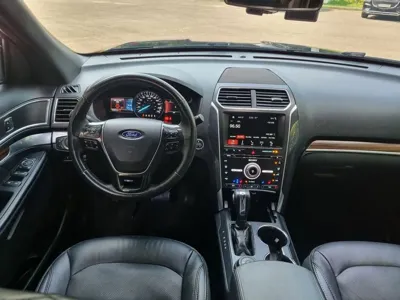 Ford Explorer 2018, 123248 км, за 10174.61 USD - фото 17
