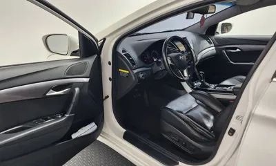 Hyundai i40 2015, 85951 км, за 3934.58 USD - фото 10
