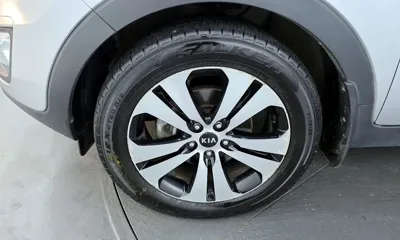 Kia Sportage 2011, 131149 км, за 3304.63 USD
