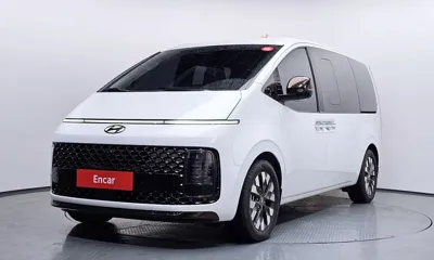 Hyundai Staria