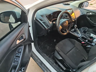 Ford Focus 2017, 120100 км, за 3821 USD - фото 17