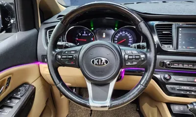 Kia Canival