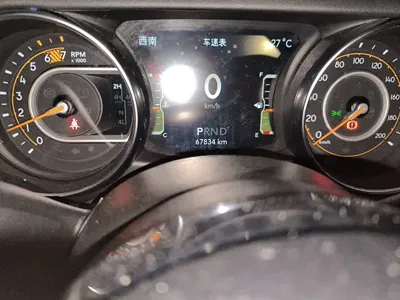 Jeep Wrangler 2021, 67800 км, за 33160.6 USD