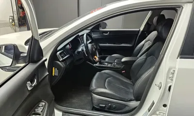 Kia K5 2019, 153950 км, за 6270.23 USD - фото 10