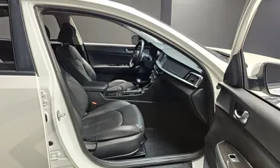 Kia K5 2019, 153950 км, за 6270.23 USD - фото 11