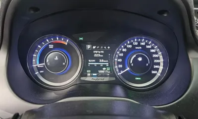 Hyundai Grandeur 2015, 126617 км, за 5960.26 USD - фото 8