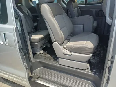 Hyundai Starex 2010, 82862 км, за 3807.27 USD