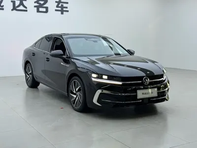 Volkswagen Magotan 2024, 27000 км, за 24238.93 USD