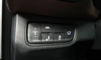 Hyundai Santafe 2020, 75607 км, за 15426.02 USD - фото 18