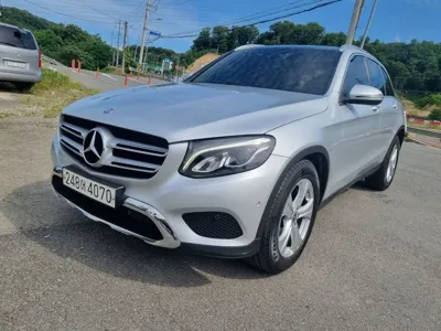 Mercedes-Benz GLC-Class 2017, 79415 км, за 15960.92 USD