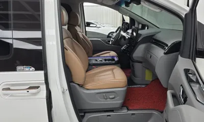 Hyundai Staria 2023, 119893 км, за 22926.99 USD - фото 11