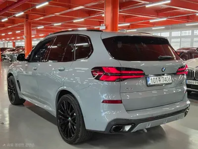 BMW X5 2026, 4051 км, за 103715.37 USD