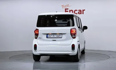 Kia Ray 2022, 73121 км, за 5854.01 USD
