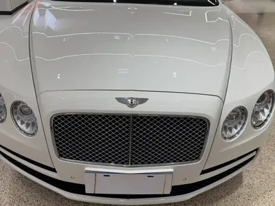 Bentley Flying Spur 2017, 75000 км, за 114771.17 USD