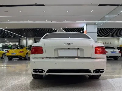 Bentley Flying Spur 2017, 75000 км, за 114771.17 USD - фото 7