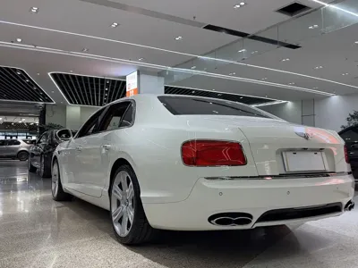 Bentley Flying Spur 2017, 75000 км, за 114771.17 USD - фото 8