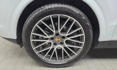 Porsche Cayenne 2020, 51414 км, за 54196.28 USD