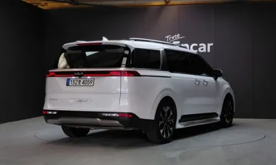 Kia Canival 2023, 88870 км, за 18178.23 USD
