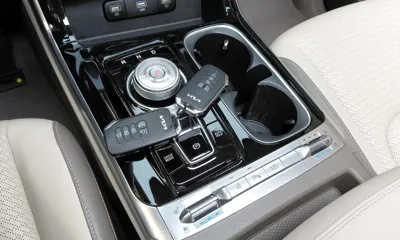 Kia Canival 2023, 88870 км, за 18178.23 USD - фото 9