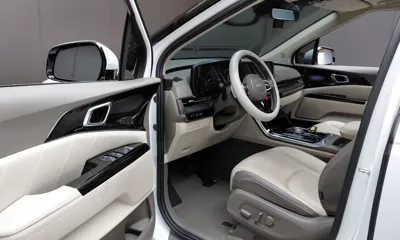 Kia Canival 2023, 88870 км, за 18178.23 USD - фото 10