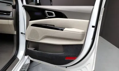 Kia Canival 2023, 88870 км, за 18178.23 USD - фото 25