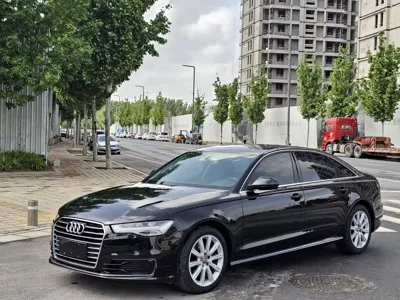 Audi A6L · 2018 год
