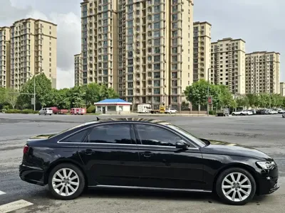 Audi A6L 2018, 80000 км, за 14684.82 USD