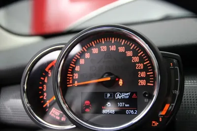 MINI Cooper 2018, 80500 км, за 6446.57 USD - фото 9