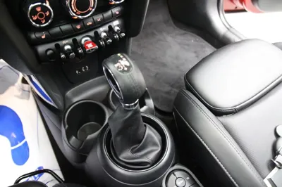MINI Cooper 2018, 80500 км, за 6446.57 USD - фото 10