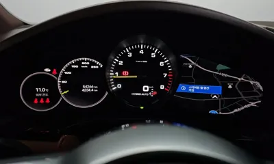 Porsche Cayenne 2022, 54266 км, за 60198.63 USD - фото 8