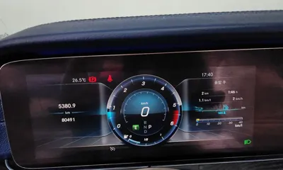 Mercedes-Benz E-Class 2019, 80491 км, за 25027.62 USD - фото 8