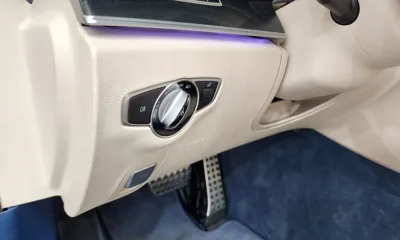 Mercedes-Benz E-Class 2019, 80491 км, за 25027.62 USD - фото 29
