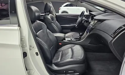 Hyundai Sonata 2013, 134772 км, за 4429.97 USD - фото 12