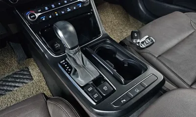 Hyundai Grandeur 2019, 60126 км, за 8879.24 USD - фото 9