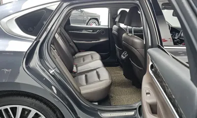 Hyundai Grandeur 2019, 60126 км, за 8879.24 USD - фото 12