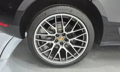 Porsche Macan 2021, 102399 км, за 30458.19 USD