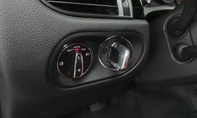 Porsche Macan 2021, 102399 км, за 30214.22 USD - фото 36