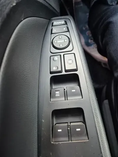 Hyundai Avante 2019, 71339 км, за 7670.8 USD - фото 11