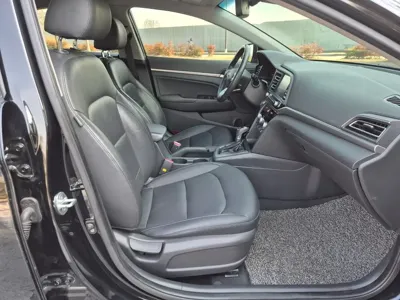 Hyundai Avante 2019, 71339 км, за 7670.8 USD - фото 18