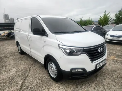 Hyundai Starex 2018, 95111 км, за 7025.77 USD