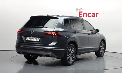 Volkswagen Tiguan 2020, 39151 км, за 19036.37 USD