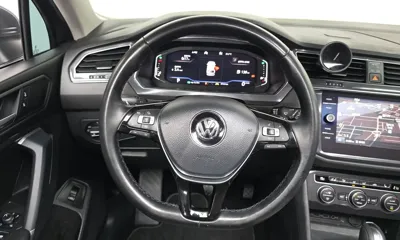 Volkswagen Tiguan 2020, 39151 км, за 18892.52 USD - фото 13
