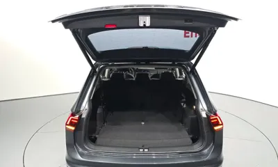 Volkswagen Tiguan 2020, 39151 км, за 18892.52 USD - фото 20