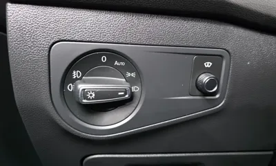 Volkswagen Tiguan 2020, 39151 км, за 18892.52 USD - фото 27
