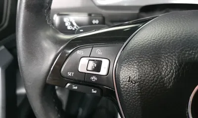 Volkswagen Tiguan 2020, 39151 км, за 18892.52 USD - фото 29