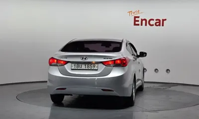 Hyundai Avante 2012, 126896 км, за 2560.06 USD