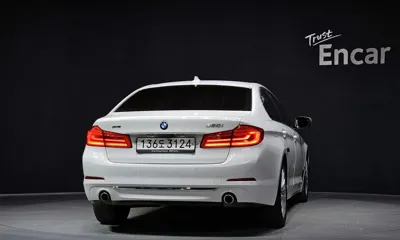 BMW 5-Series 2020, 81775 км, за 20152.29 USD