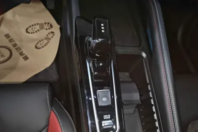 Geely Auto Coolray 2023, 7300 км, за 11948 USD - фото 21