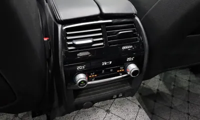 BMW 5-Series 2021, 53588 км, за 22084.7 USD - фото 19