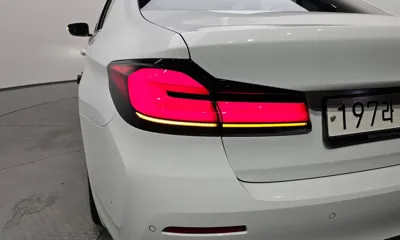 BMW 5-Series 2021, 53588 км, за 22084.7 USD - фото 23